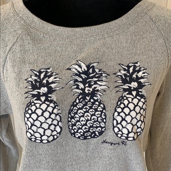 Pineapples! - Picture 2 of 4